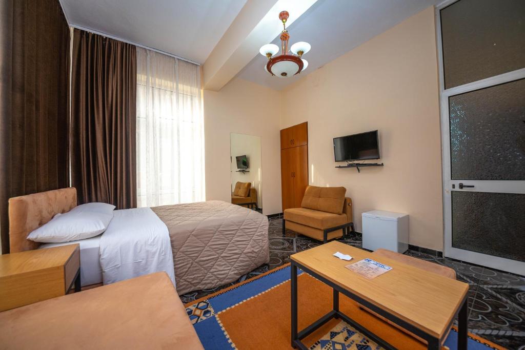 Hotel Pik Loti Hotel Pik Loti