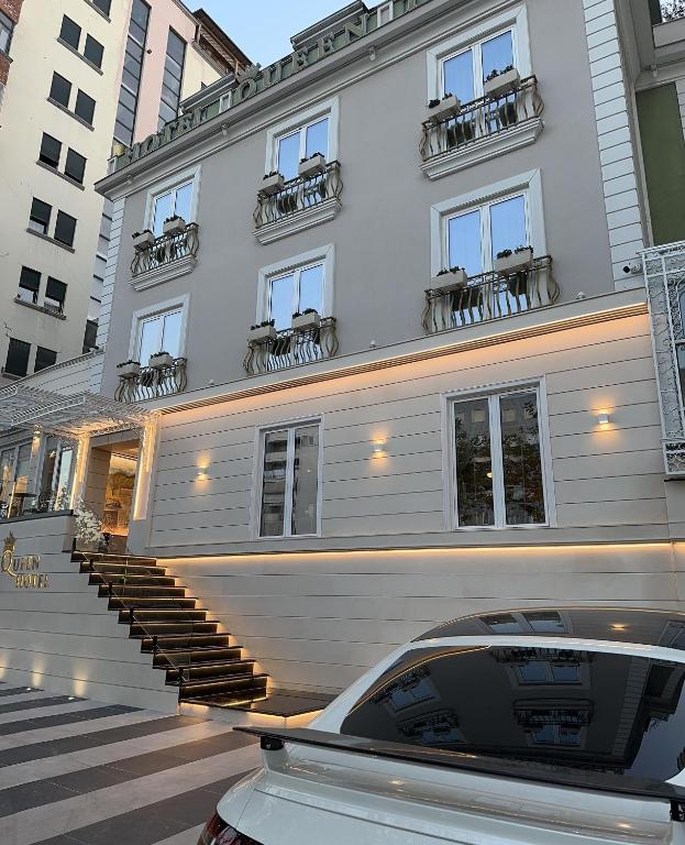 Hotel Queen Hotel Queen