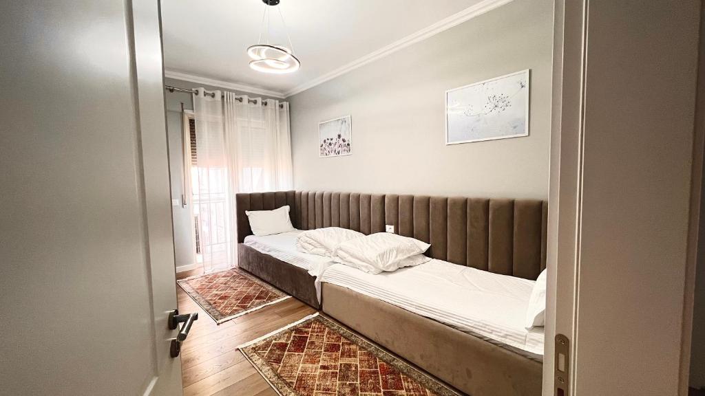 Zeus Tirana Suite Zeus Tirana Suite