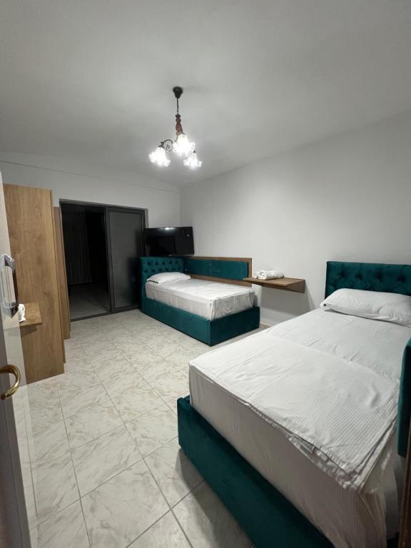 Sisterhood Hostel-Female Only Sisterhood Hostel-Female Only