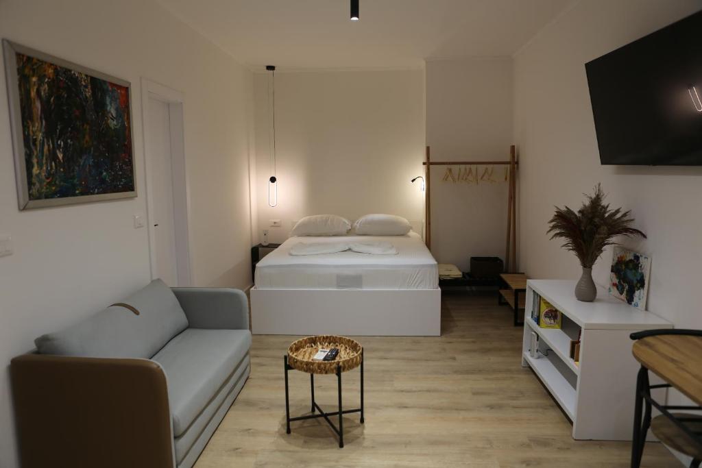 Blloku Studio Apartament Blloku Studio Apartament