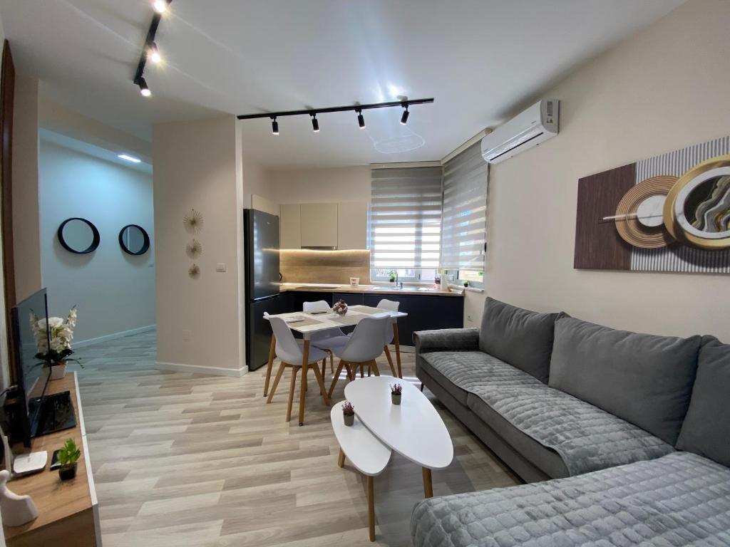 Central Cozy Apartment Central Cozy Apartment