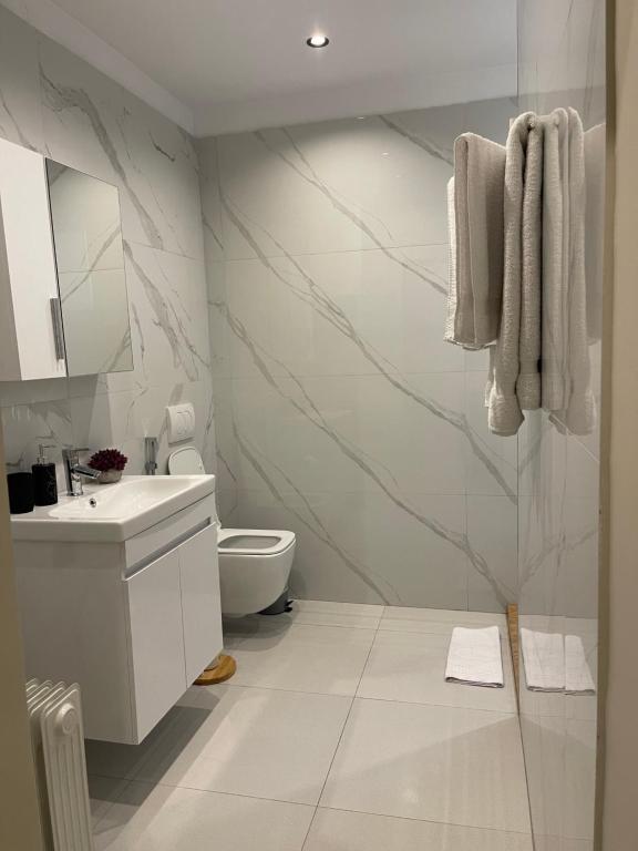 Adna Rooms Tirana Center Adna Rooms Tirana Center