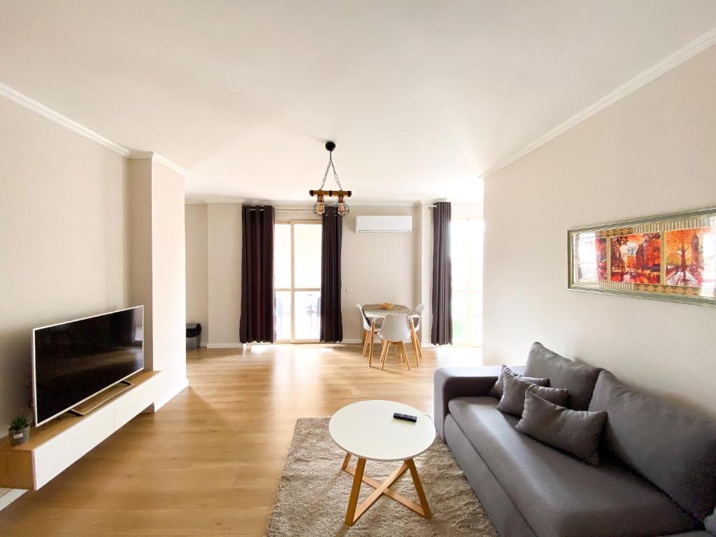 Modern Apartment at New Bazaar, Central Tirana Modern Apartment at New Bazaar, Central Tirana