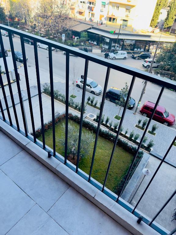 Tirana - GGpremiumstays deluxe - 2 double bedrooms luxury apartment with balcony