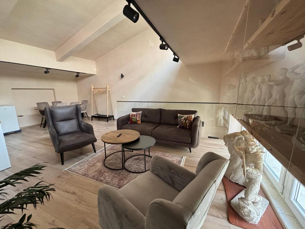 Vacation Studio by Andrea Vacation Studio by Andrea