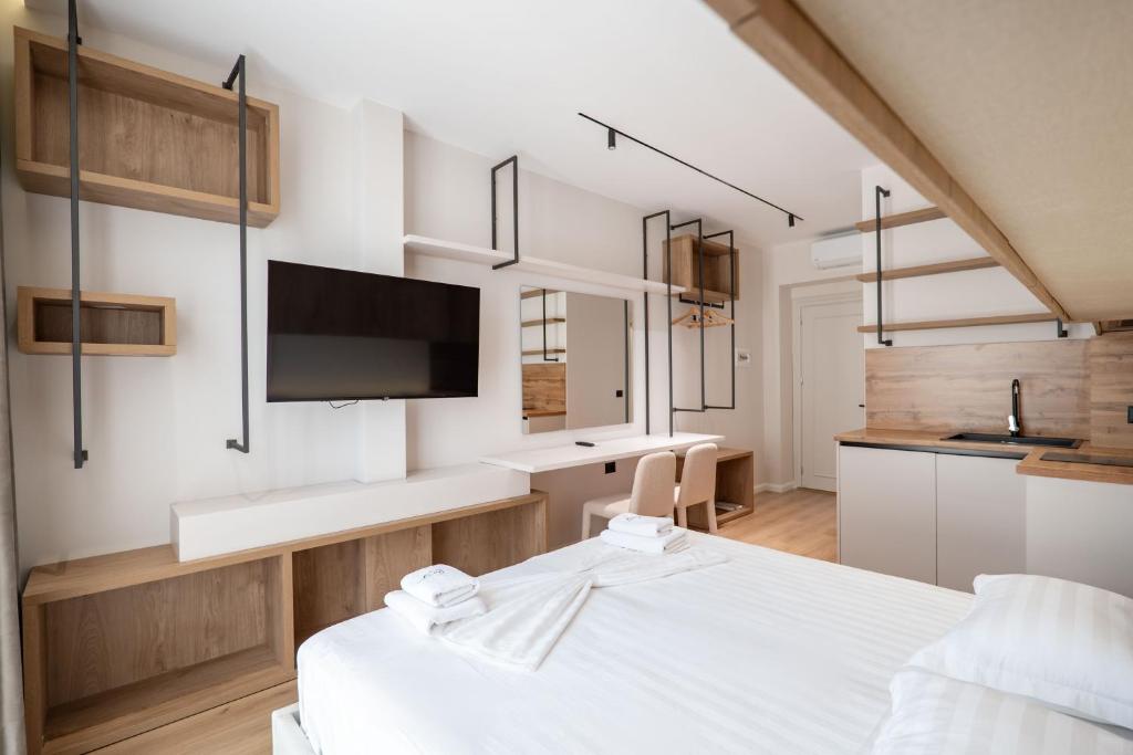 Saturn ApartHotel Tirana