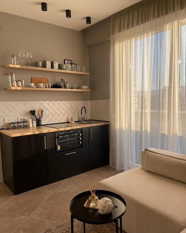 Enzo Rooms Center enzo-rooms-center