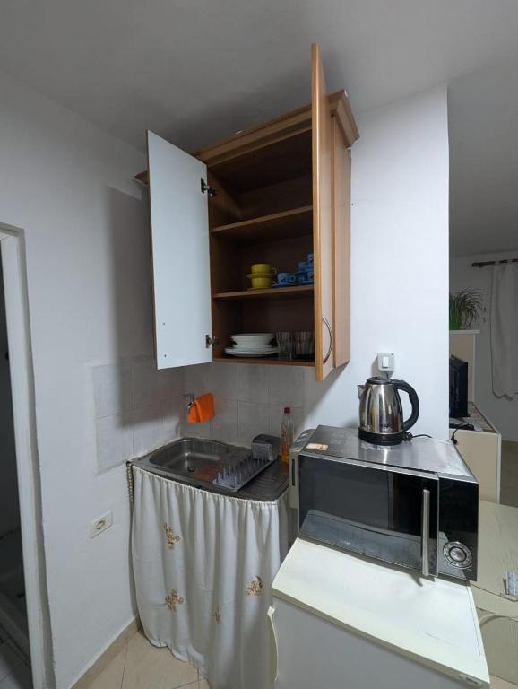 Zhizelle Xhamllik'Apartment Zhizelle Xhamllik'Apartment