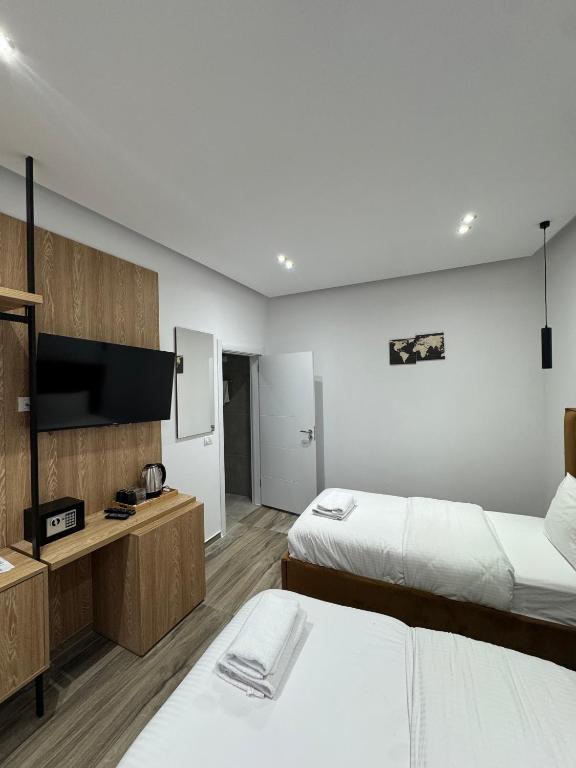 AR Rooms Center Tirana AR Rooms Center Tirana
