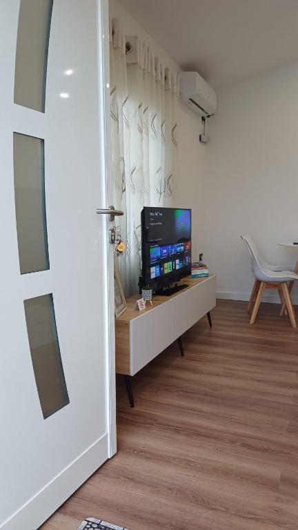 Near Airport Cozy Stay Near Airport Cozy Stay