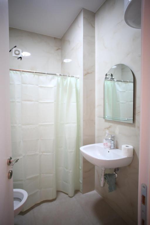 Tirana daylight apartment Tirana daylight apartment