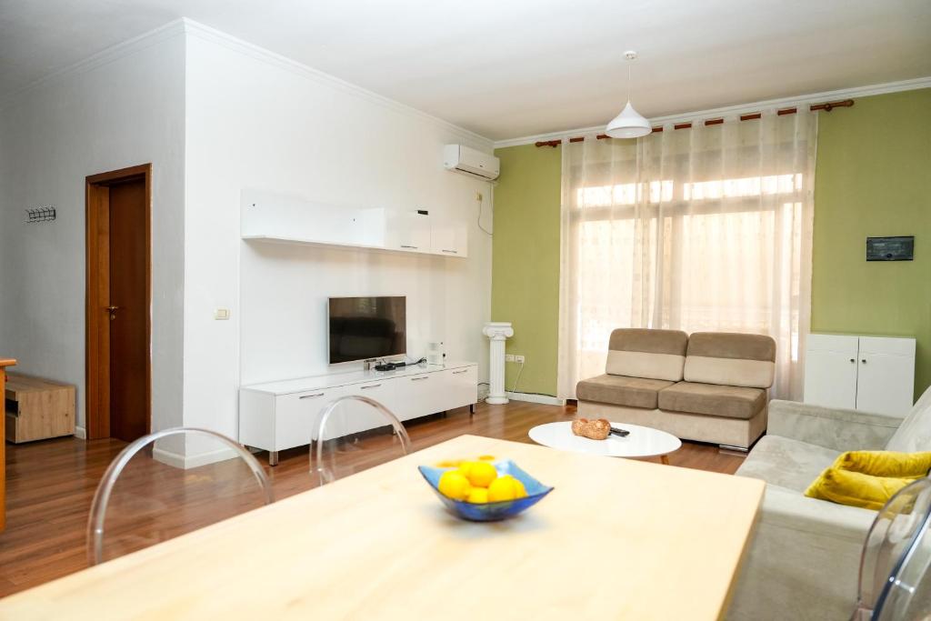 Cozy apartment in the heart of Tirana ! Cozy apartment in the heart of Tirana !