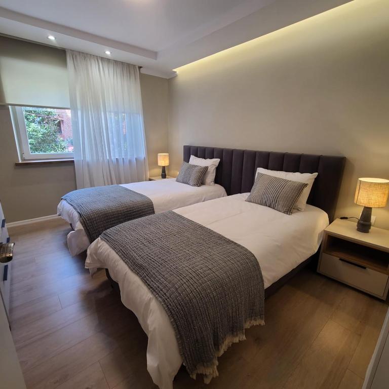 The Whispering Dawn - City Centre Apartment The Whispering Dawn - City Centre Apartment