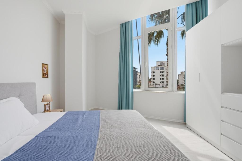 The Cliff Suites