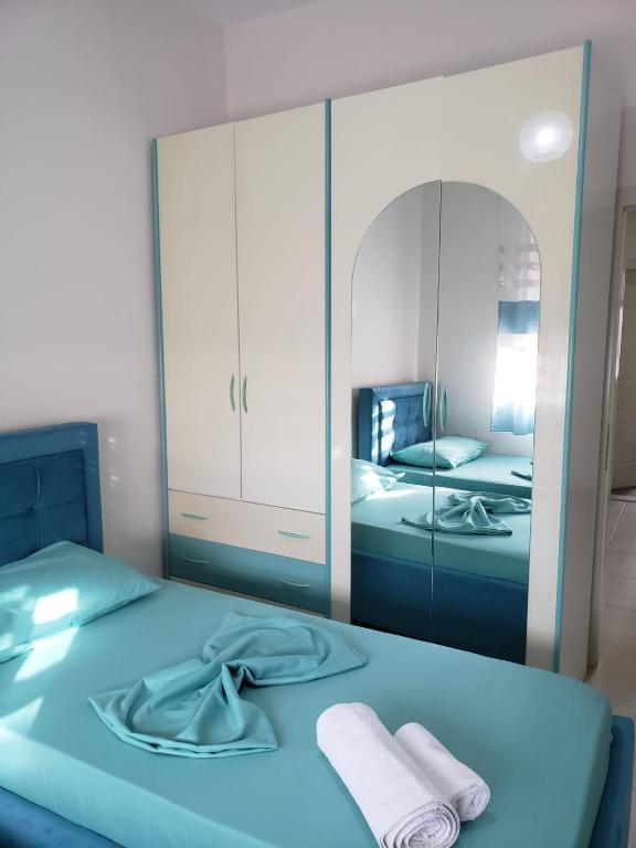 Malsi's, Private Room with shared bathroom and kitchen Malsi's, Private Room with shared bathroom and kitchen
