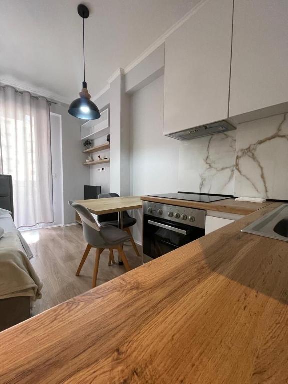 Jonas Sunrise Studio Apartment Jonas Sunrise Studio Apartment