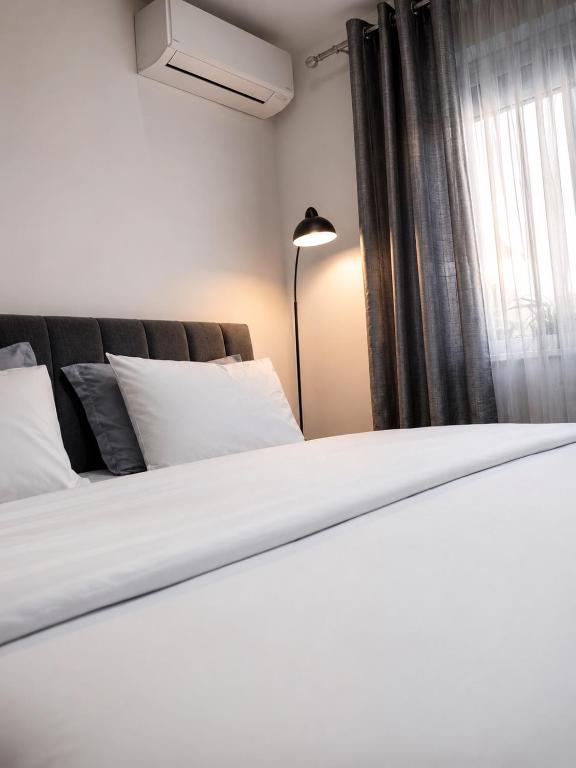 Xhuliza House-Cozy Apartament in Tirana Xhuliza House-Cozy Apartament in Tirana