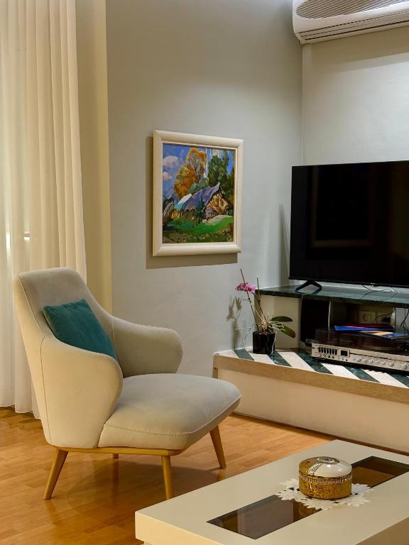 The Pebble Couch Apartment The Pebble Couch Apartment