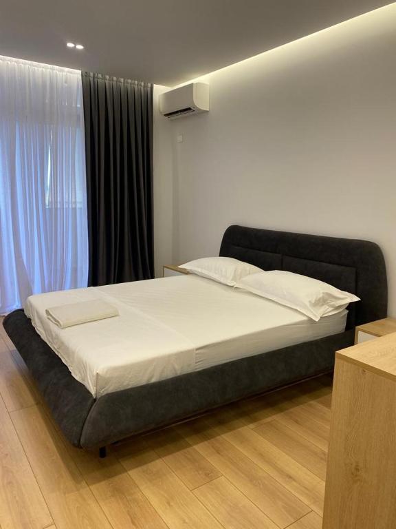 8th Floor Luxury Apartament Tirana 8th Floor Luxury Apartament Tirana