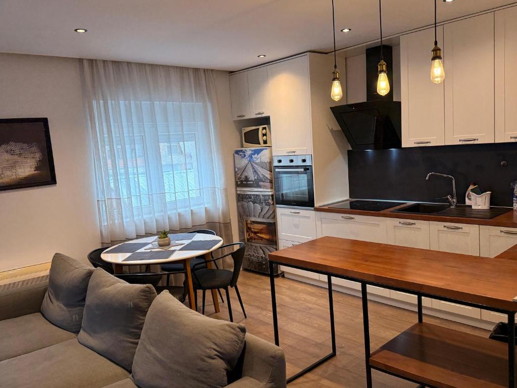 Whispering Aura - City Centre Apartment Whispering Aura - City Centre Apartment