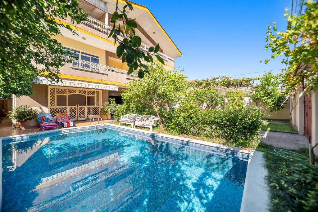 Vila Rroshaj Vila Rroshaj